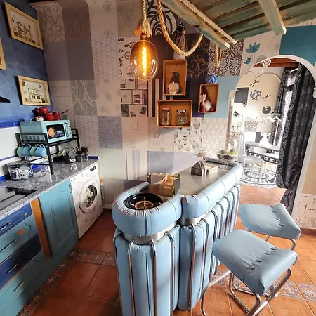 Precioso Bajo Con Piscina En Apartmán